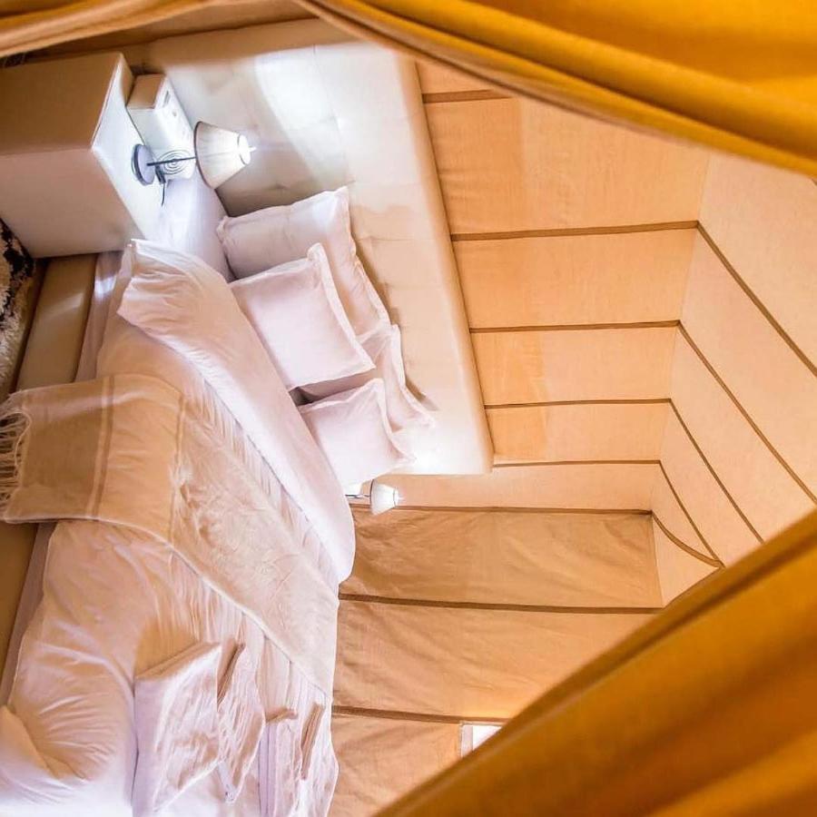 Luxury tent Sultana Camp Merzouga